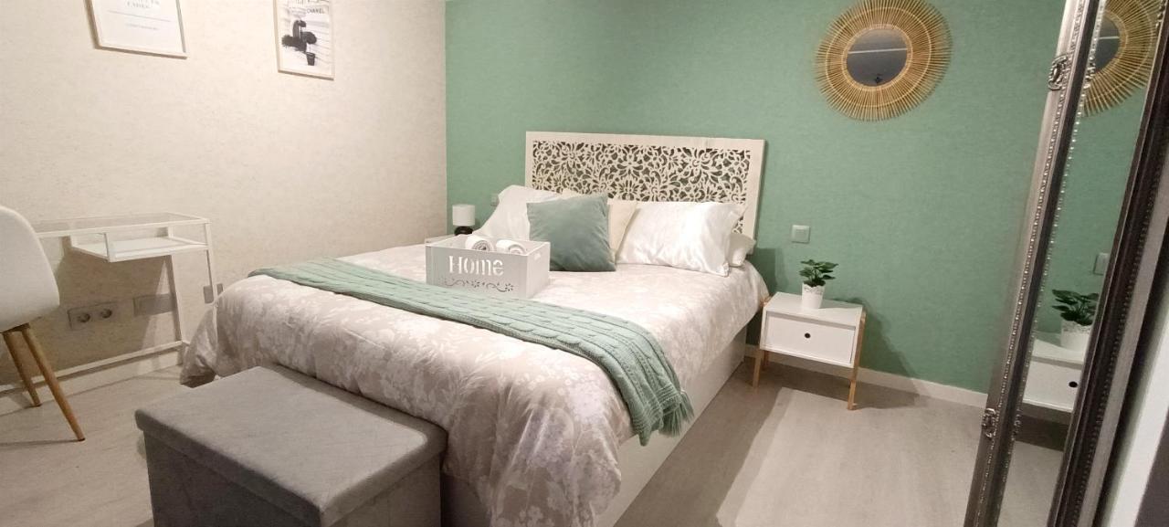 카디스 Precioso Duplex A 2 Min De La Playa De La Caleta 아파트 외부 사진