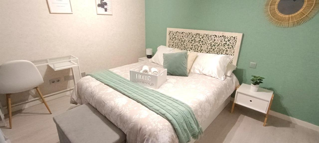카디스 Precioso Duplex A 2 Min De La Playa De La Caleta 아파트 외부 사진